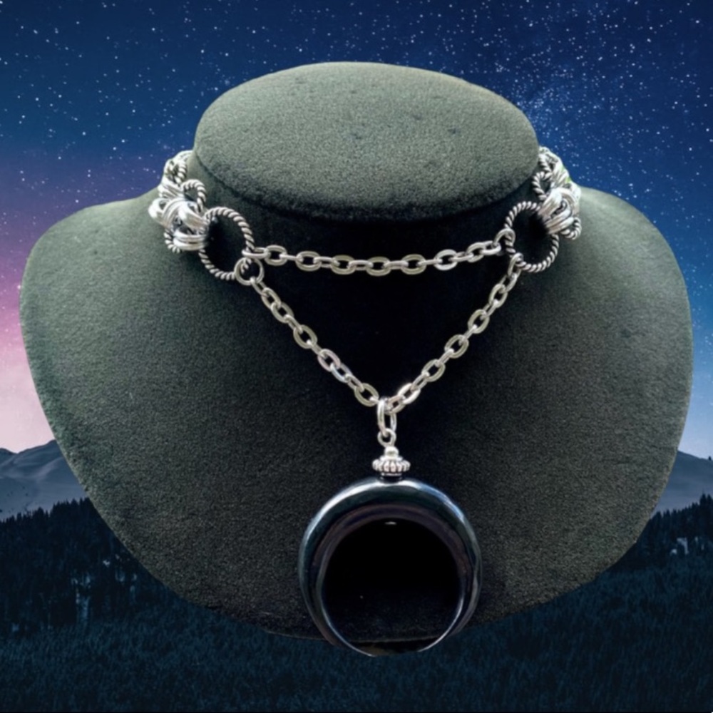 Handmade maille choker & Black crecent moon lunula horns charm goth necklace